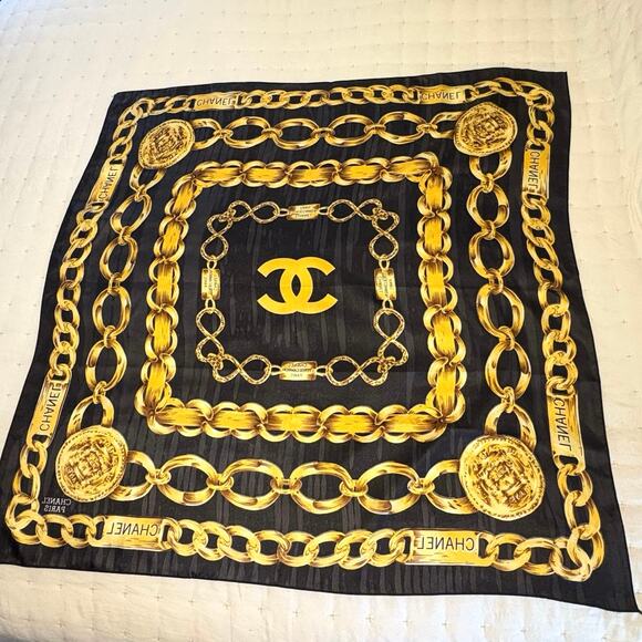 Vintage Chanel 31 Rue Cambon Silk Scarf | Black & Gold Chain Link Design - Picture 4 of 5